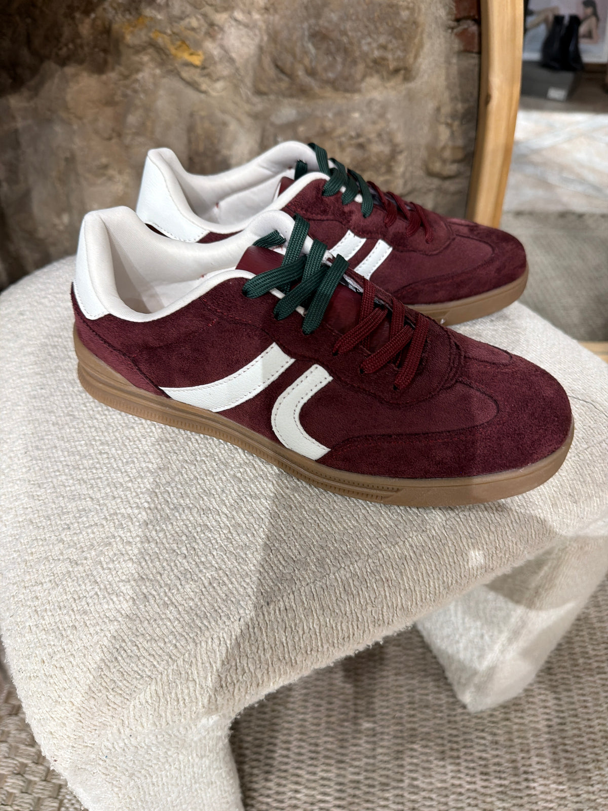 Sneakers doppia stringa